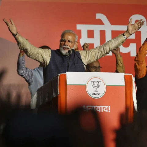 `இப்போது இரண்டு விஷயங்கள்தான் உள்ளன!' - வெற்றிகுறித்து மோடி #ElectionResults2019