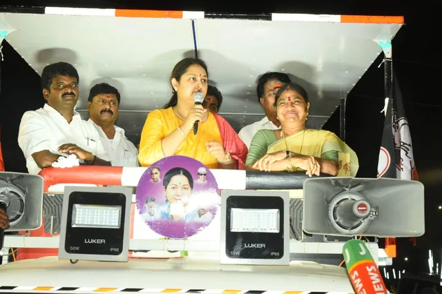 ``பஞ்ச பூதங்களிலும் ஊழல் செய்து வரலாறு படைத்தது தி.மு.க-தான்” - நடிகை விந்தியா