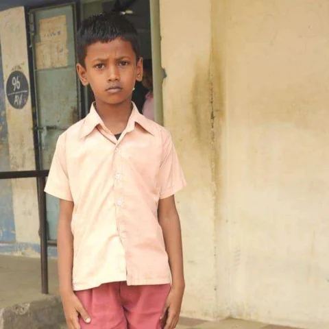 `நேர்மைக்கு கிடைத்த வெகுமதி’ - 2-ம் வகுப்பு பாடப் புத்தகத்தில் இடம் பெற்ற ஈரோடு சிறுவன்!