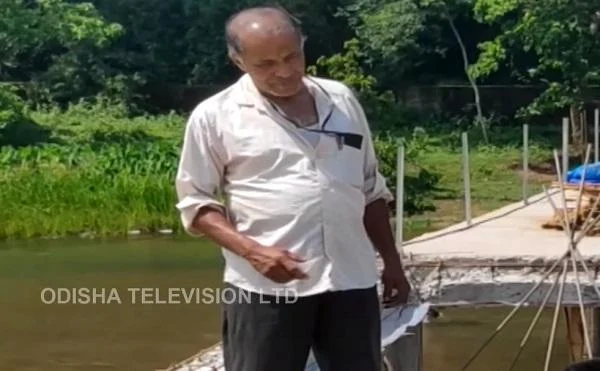 20 வருடப் போராட்டம்; அரசின் பணியைச் செய்துமுடித்த தனி ஒருவன்! - ஒடிசாவில் ஒரு நெகிழ்ச்சி சம்பவம்