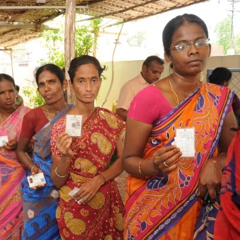 கடந்தமுறையை விடக் கூடுதலாக பதிவான 16 வாக்குகள்! - ஈரோடு மறு வாக்குப்பதிவு ரிப்போர்ட்