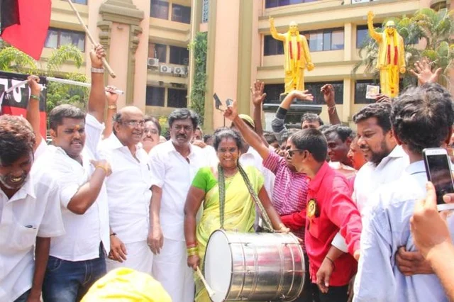 மோடி அலை 2.0… ஆனால், தென்னிந்தியாவின் ரியாக்ஷன் இதுதான்! #LokSabhaElections2019