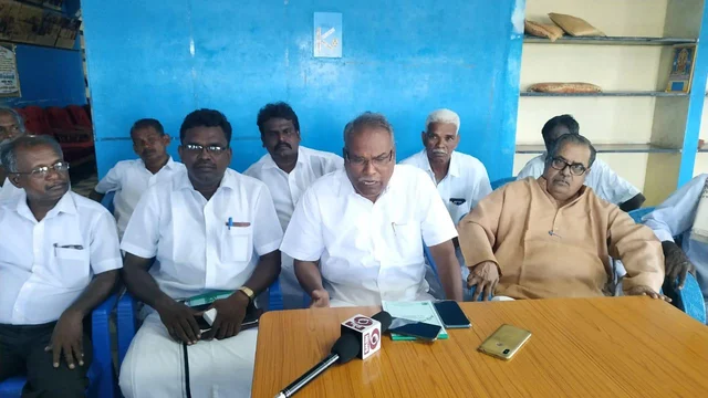 `கோடை வந்தாலே சில பேருக்குக் குழப்பம் வந்துவிடும்; அதில் பொன்னாரும் ஒருவர்!' - கே.பாலகிருஷ்ணன்