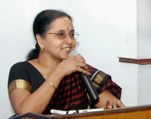 `கேபினட்டில் சக்திகாந்த தாஸ், ஓ.பி.எஸ். மகன்?!' - கோட்டையில் நடக்கும் விவாதம்