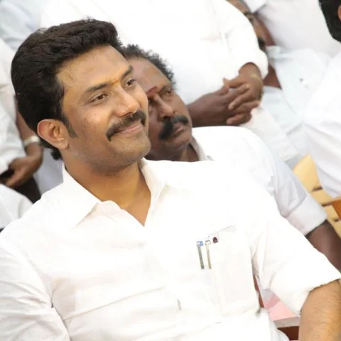 ரவீந்திரநாத்துக்கு வொர்க் அவுட் ஆனது மே-30 சென்டிமென்ட்! #VikatanExclusive