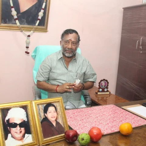 ஓ.பி.எஸ் தம்பிமீது வழக்கு பதிவுசெய்ய நீதிமன்றம் உத்தரவு!