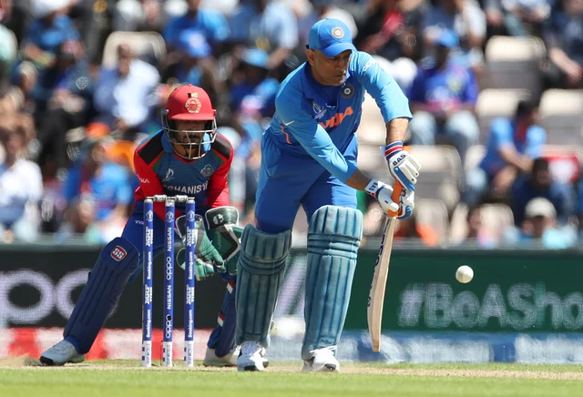 Dhoni