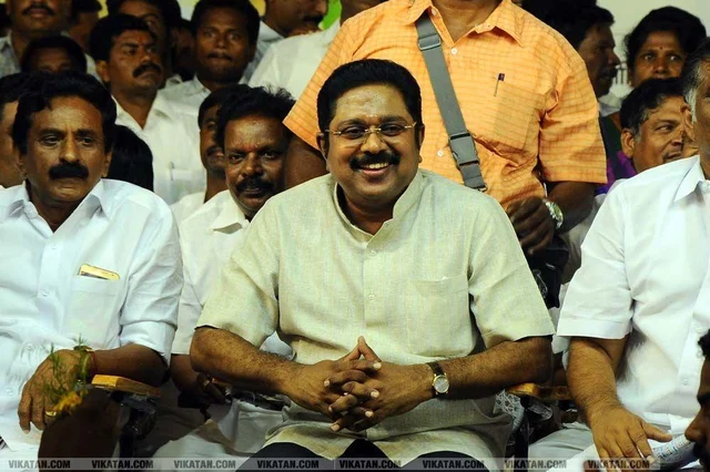 `ராஜன் செல்லப்பா பேசியதே திட்டமிட்ட நாடகம்தான்!' - சசிகலா வருகையை விவரிக்கும் புகழேந்தி