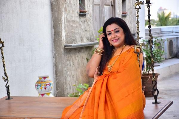 ``அம்மாகிட்ட அடம்பிடிச்சு, அந்த ராசியான போட்டோவை வாங்கிட்டு வந்தேன்'' - பூர்ணிமா பாக்யராஜ் #WhatSpiritualityMeansToMe