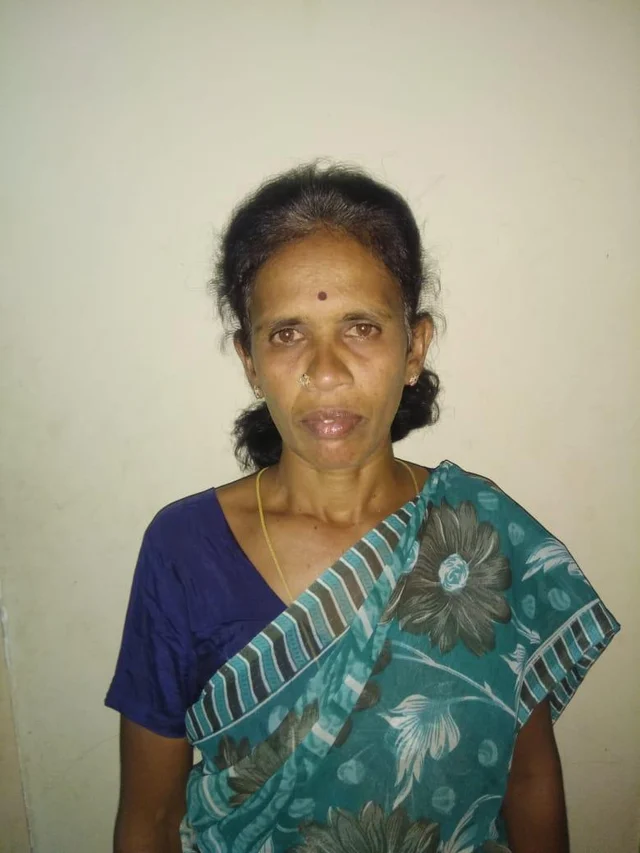 `25 வருட நட்பைப் பிரித்த அரசியல் கூட்டணி.. ஒன்றுசேர்த்த தேர்தல் முடிவு!' - கரூர் பெண்களின் கதை