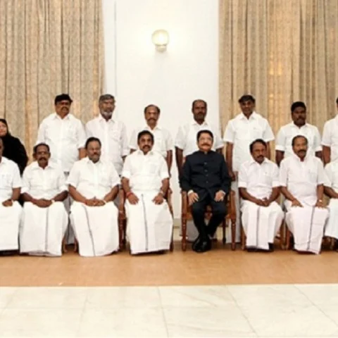 பன்னீர் வெற்றி...எடப்பாடி தோல்வி எலக்ஷன் ரிசல்ட்...அமைச்சர் தொகுதிகள் அத்தனையும் அவுட்!