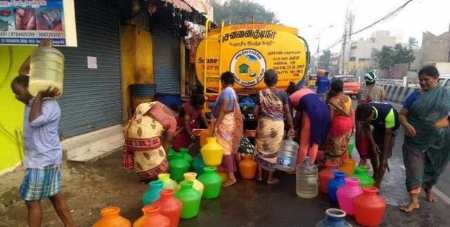 `ஓராண்டாக நடவடிக்கை எடுக்காமல் மக்களுக்கு அறிவுரை வழங்குவதா?' - தண்ணீர் பிரச்னையில் அரசுக்கு உயர் நீதிமன்றம் கண்டிப்பு