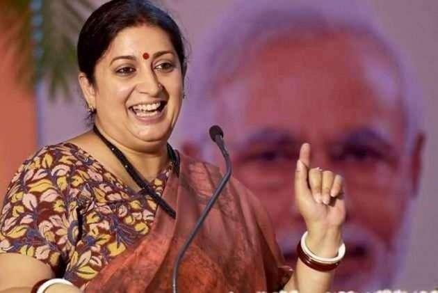 வறுமை, நேர்காணலில் தோல்வி, ஹோட்டல் பணிப்பெண்... ஸ்மிருதி இரானியின் தெரியாத பக்கங்கள்!