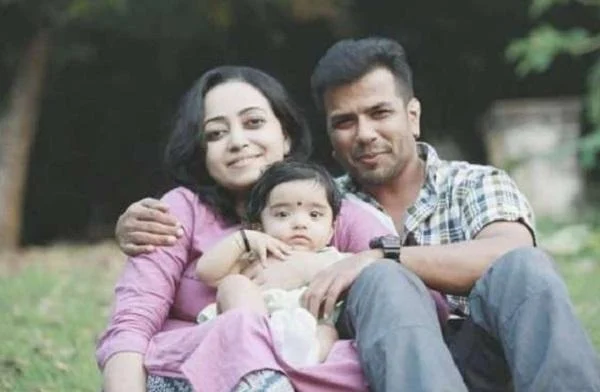 `முன் இருக்கையில் அமர்ந்திருந்தால் அவர் எங்களுடன் இருந்திருப்பார்!' - கலங்கும் பாலபாஸ்கர் மனைவி