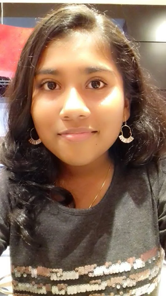 `கேரிபேக்கிற்கு ஏன் 1 ரூபாய் வசூலித்தீங்க, திருப்பிக்கொடுங்க!' - வணிக நிறுவனத்தை அதிரவிட்ட சிறுமி