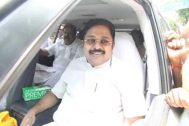 `நீங்கள் இதைச் செய்தால், நாங்கள் அதைச் செய்வோம்!'- டெல்லி சிக்னலுக்காகக் காத்திருக்கும் ஸ்டாலின்