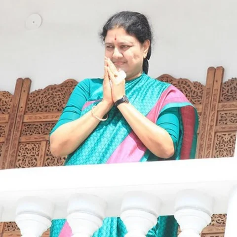 `சிறையிலிருந்து வெளிய வந்ததும் பார்த்துக்கறேன்!' - ஜெய் ஆனந்த்துக்கு உறுதி கொடுத்த சசிகலா