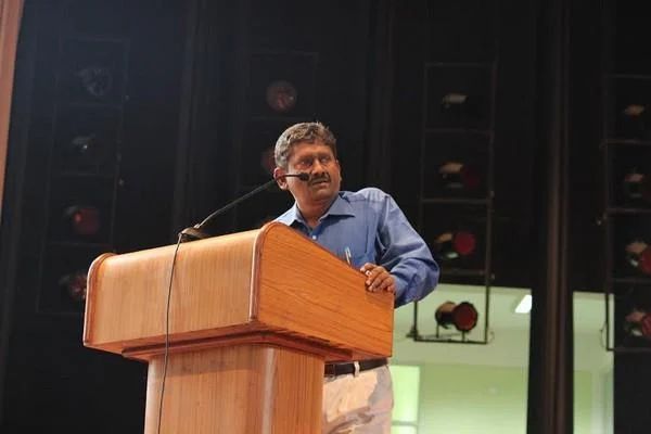 "20 அதிகாரிகளில் ஒருவர் மட்டுமே, `நல்ல சிந்தனை' என்றார்!" - 18 ஆண்டுகளுக்கு முன்பே சகாயம் கொடுத்த `தண்ணீர்த் தீர்வு'