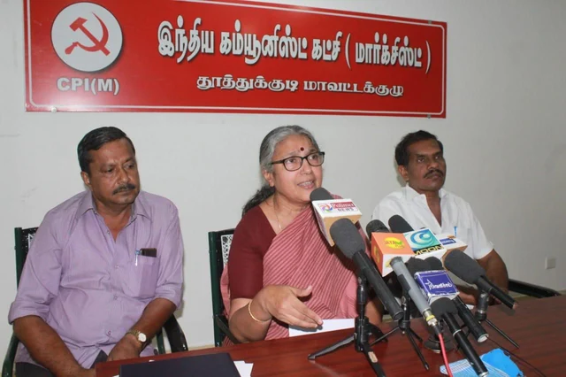 `மனசாட்சியே இல்லாம பேசியிருக்கிறார்!' - அமைச்சர் வேலுமணியைச் சாடும் வாசுகி