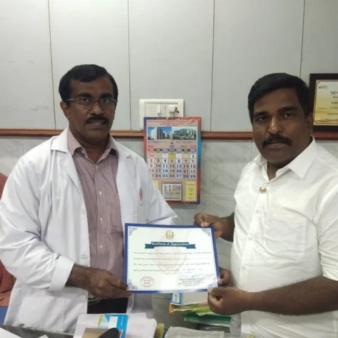 `ஒரு வாரத்தில் 480 யூனிட் ரத்தம்!' - நெகிழவைத்த நாம் தமிழர் கட்சியினர்