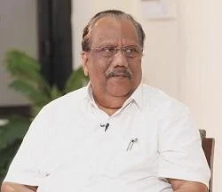``தொடக்கத்துல ஆங்கிலம் பேச ரொம்பக் கஷ்டப்பட்டோம்!'' - பிரபல மருத்துவர்களின் ஷேரிங்ஸ் #LetsLearn