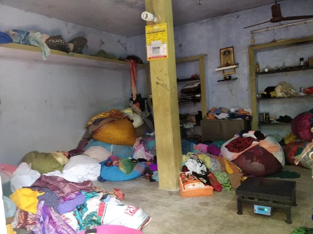 பழைய துணியோடு போன ரூ.11 லட்சம்! - வீட்டுக்குத் திரும்பி வந்த அதிர்ஷ்டம்