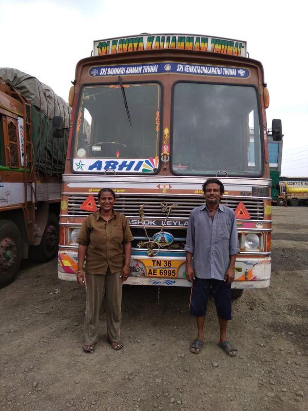 20 மணிநேர டிரைவிங்... 15 டன்... 8 மணி நேர ஏக்கம்! லாரி டிரைவர் - ஜோதிமணியின் சவால் வாழ்க்கை