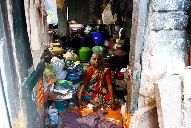 ``எம்.ஜி.ஆர் கொடுத்த வீடு... யாருக்கும் கொடுக்க மாட்டேன்!" திருவல்லிக்கேணி குள்ளம்மாள் பாட்டியின் கதை