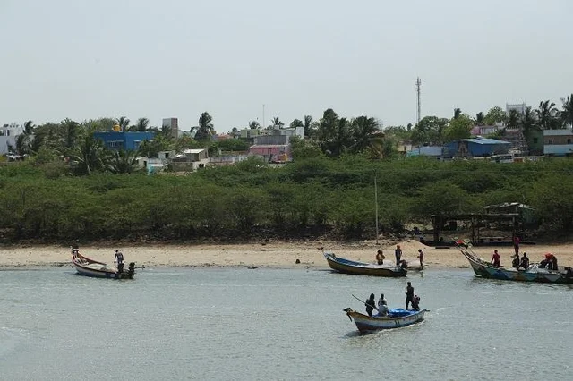 பழவேற்காடு ஏரி