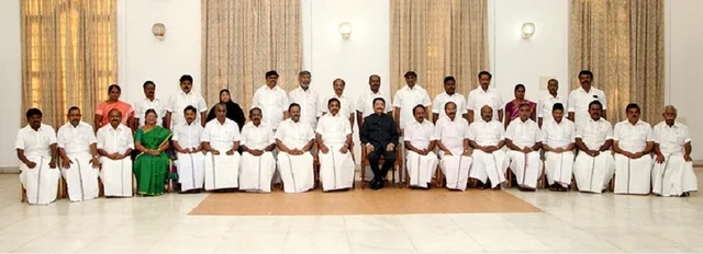 பன்னீர் வெற்றி...எடப்பாடி தோல்வி எலக்ஷன் ரிசல்ட்...அமைச்சர் தொகுதிகள் அத்தனையும் அவுட்!