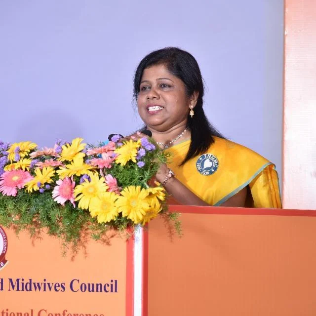 டிப்ளோமா நர்ஸிங் படிப்பு இனி இல்லை... கிராமப்புறப் பெண்களின் வேலை வாய்ப்பு பறிபோகுமா?