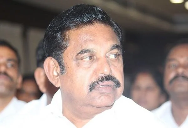 `2 பேரின் வெற்றியை பலி கொடுத்தவருக்கு கேபினட் பதவியா?!' - ரவீந்திரநாத்துக்கு எடப்பாடி வைத்த கடைசிநேர செக்