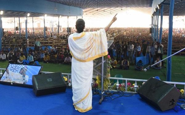 காணாமல்போன மராத்தி சினிமா; கோடிகளில் புரளும் தமிழ் சினிமா... மொழியே அரசியல்!