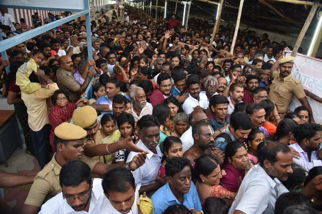 வரதர்