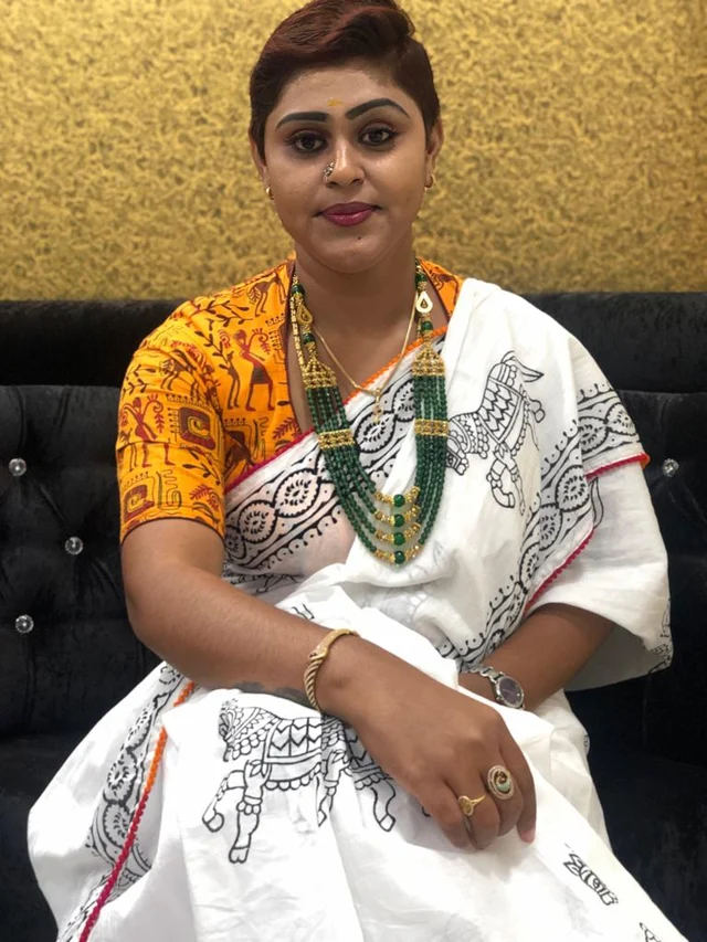 லயா