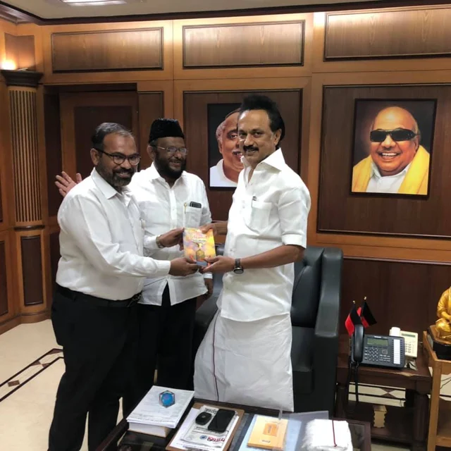 ஹாஜாகனி, ஸ்டாலின்