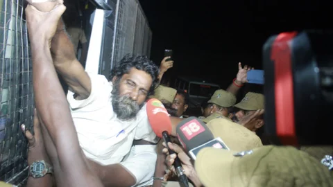 முகிலன்