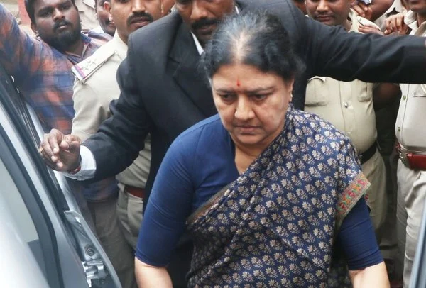 சசிகலா