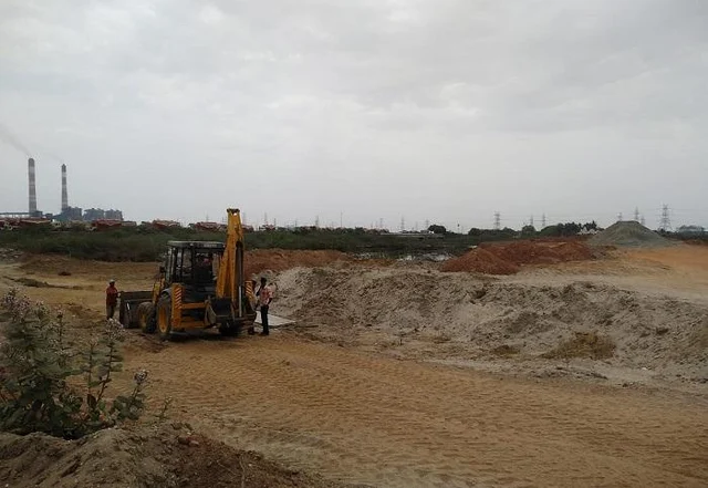 `வறண்ட நிலையிலும் சுரண்டத் தடையில்லை!' அபாயத்தில் எண்ணூர் சதுப்பு நிலம்