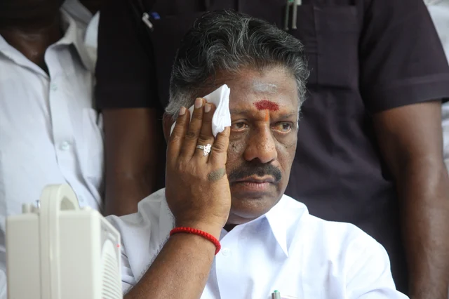ஓ.பி.எஸ்
