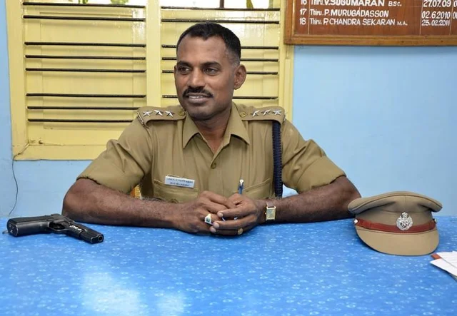 புதிய காவலர்களுக்கு முன்மாதிரியாகத் திகழும் 40 ப்ளஸ் போலீஸ் அதிகாரிகள்! #LifeStartsAt40 #நலம்நாற்பது