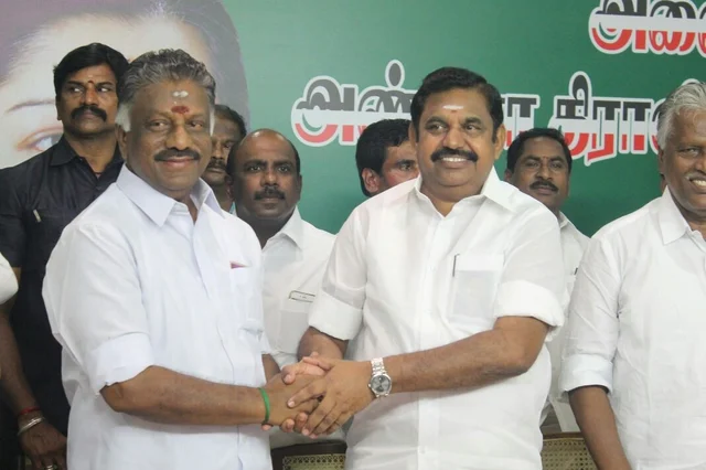 முதல்வர் எடப்பாடி பழனிசாமி, துணை முதல்வர் ஓ.பன்னீர்செல்வம்