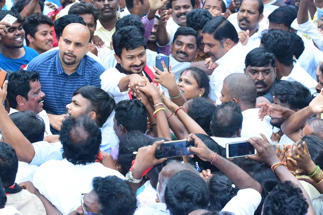பிரசாரத்தில் உதயநிதி