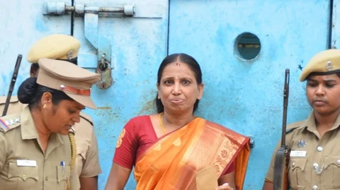 நளினி