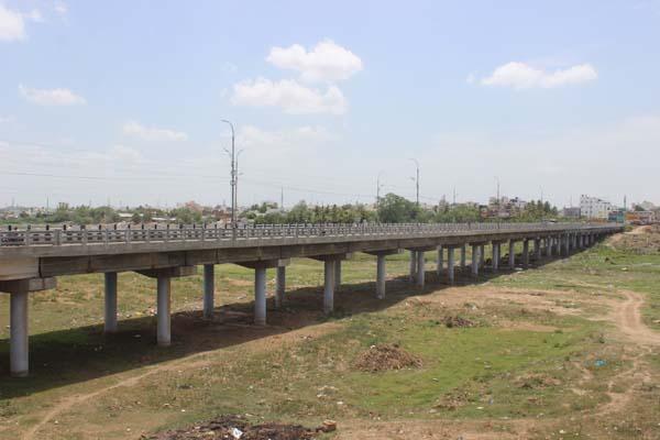 `வயதோ 95, வெடி வச்சும் உடைக்க முடியல'- அமராவதி பாலத்தின் சுவாரஸ்ய தகவல்கள்