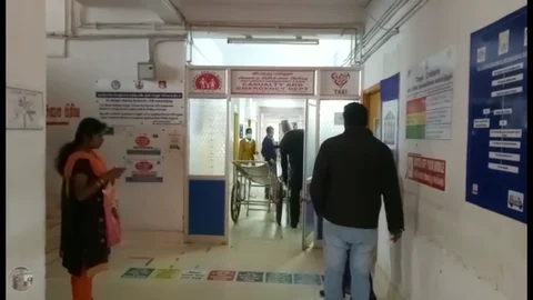 ஊட்டி அரசு மருத்துவமனையின் தீவிர சிகிச்சைப் பிரிவு