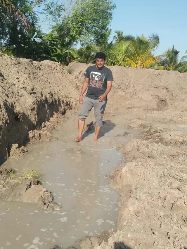 சுரேஷ்