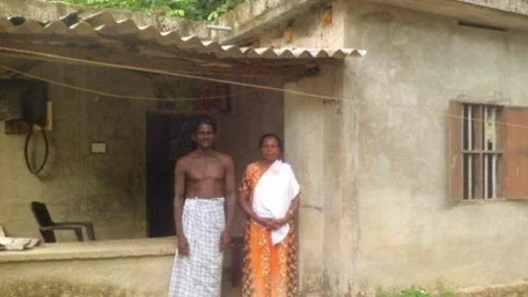 பாதிக்கப்பட்ட ரகுநாதன்