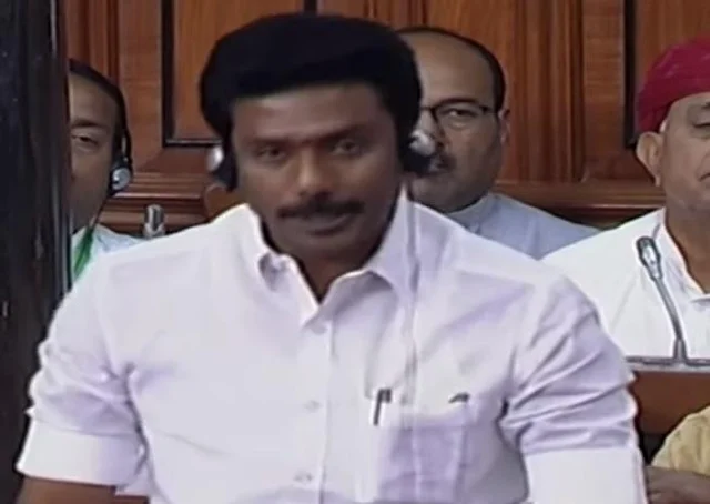 `2.10 நிமிடம் ஆங்கிலத்தில் பேசினார்!" நாடாளுமன்றத்தில் ஒலித்த ரவீந்திரநாத்தின் கன்னிப் பேச்சு