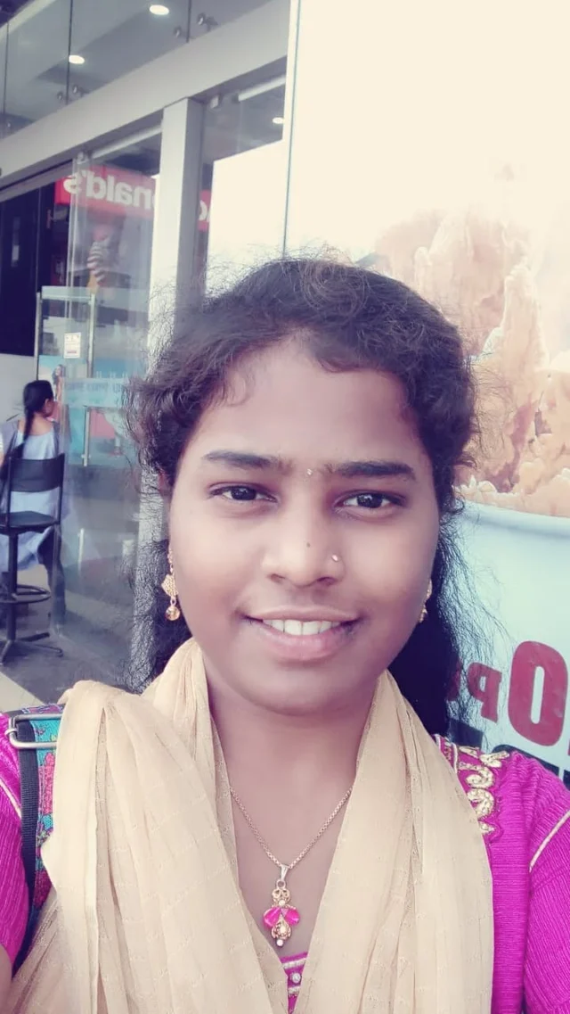 வேண்டாமின் சந்தோஷ செல்ஃபி